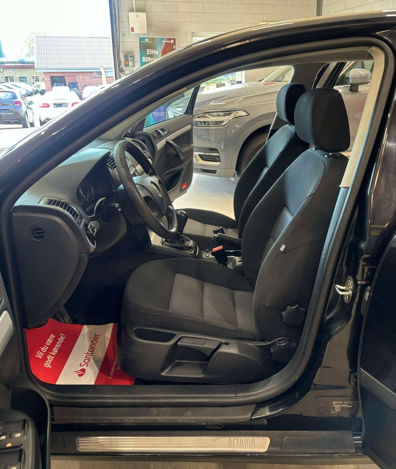 Billede af Skoda Octavia 1,6 FSi Ambiente Combi
