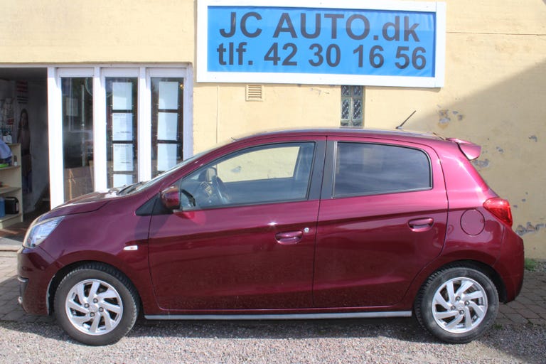 Mitsubishi Space Star Inform