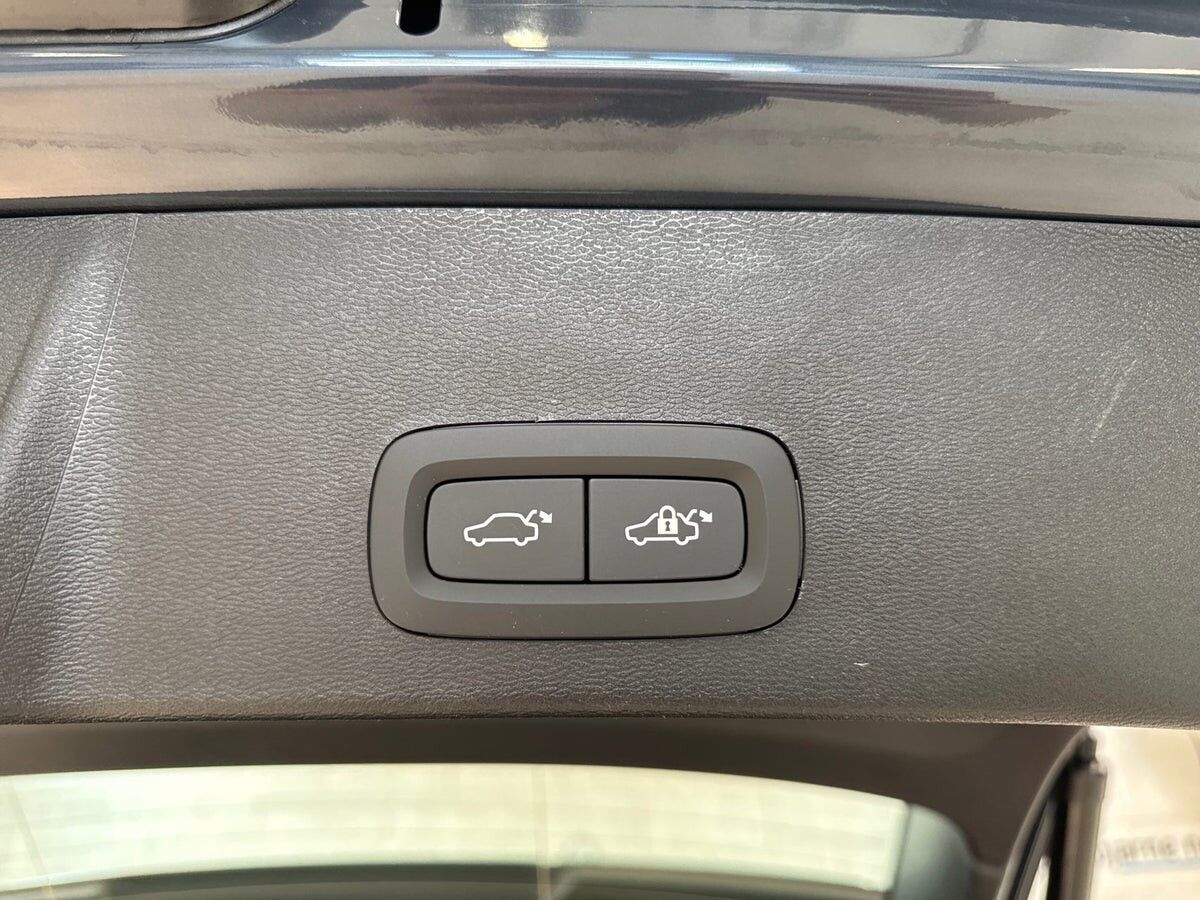 Volvo EX40 Extended Range Black Edition Excess billede 6