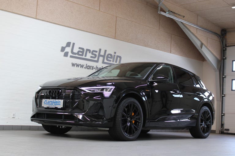 Audi e-tron Black Edition S-line quattro