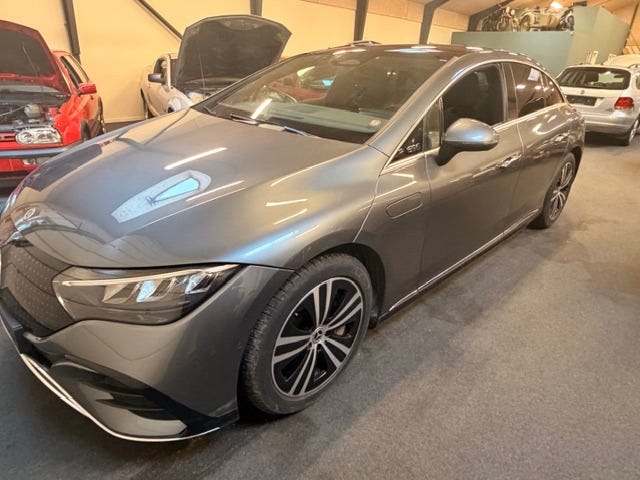 Mercedes EQE300 AMG Line