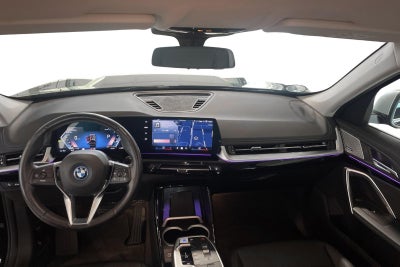 BMW iX1 xDrive30 X-Line