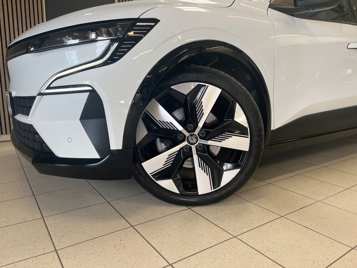 Renault Megane E-Tech Techno+