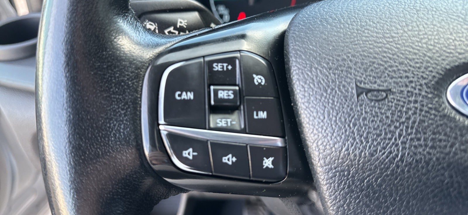 Billede af Ford Transit Custom 300L 2,0 TDCi 170 Trend