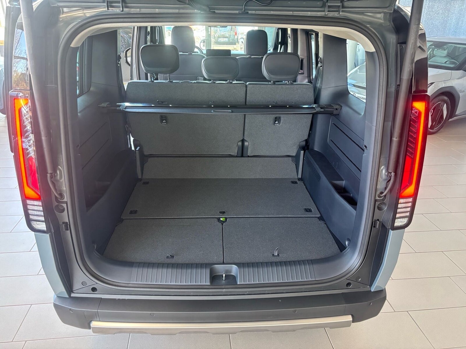 Kia PV5 Long Range Prestige