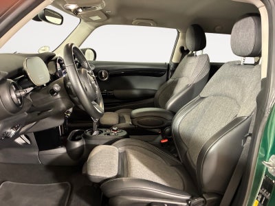 MINI Cooper SE Essential