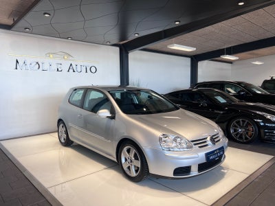 VW Golf V 1,6 Trendline 3d