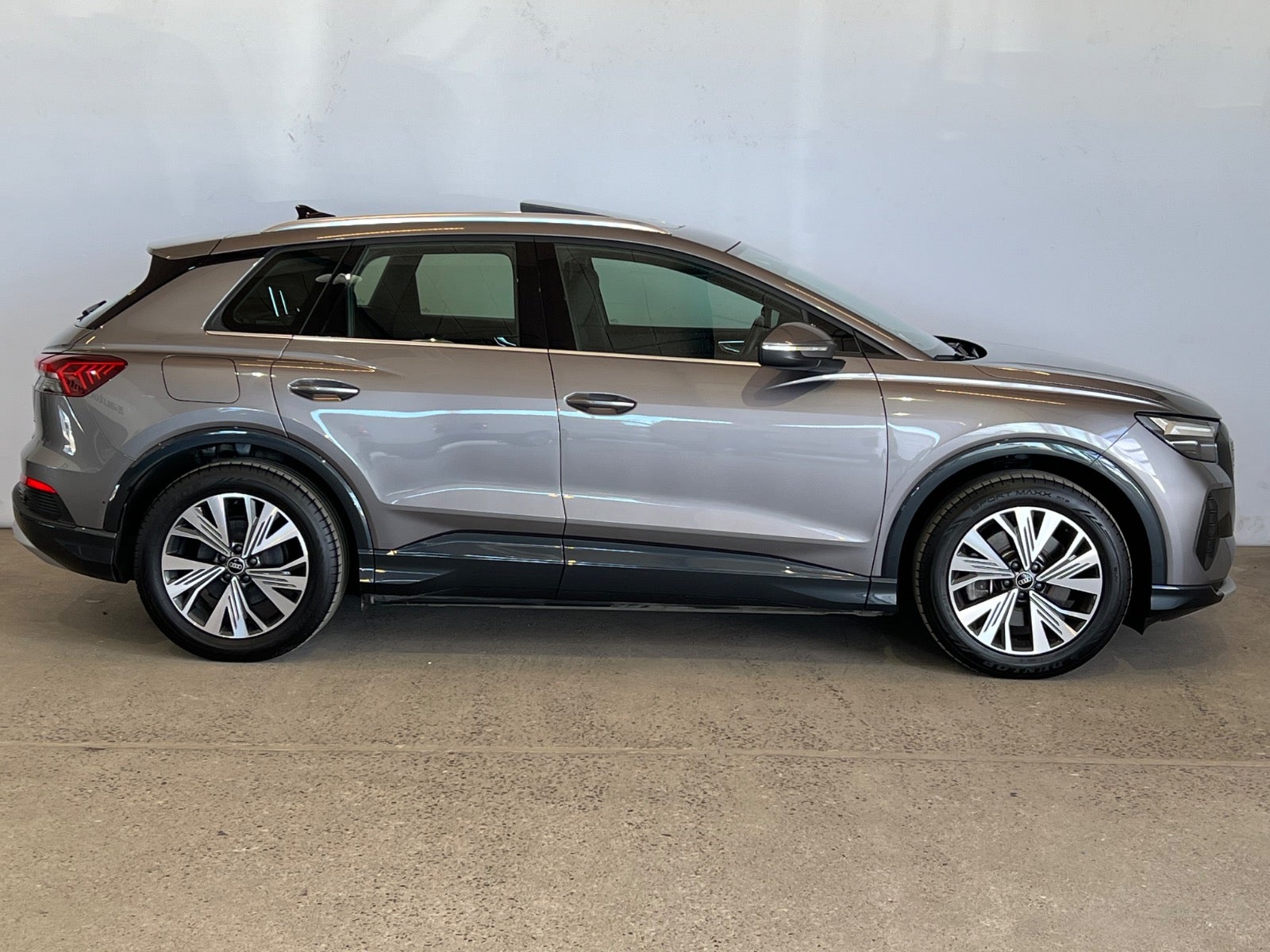 Audi Q4 e-tron Advanced