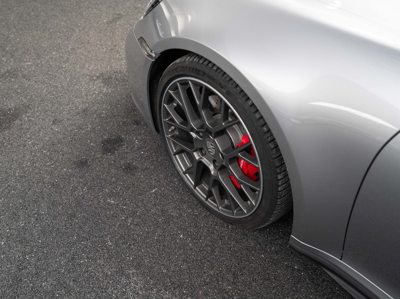 Gallery image 7 of 18