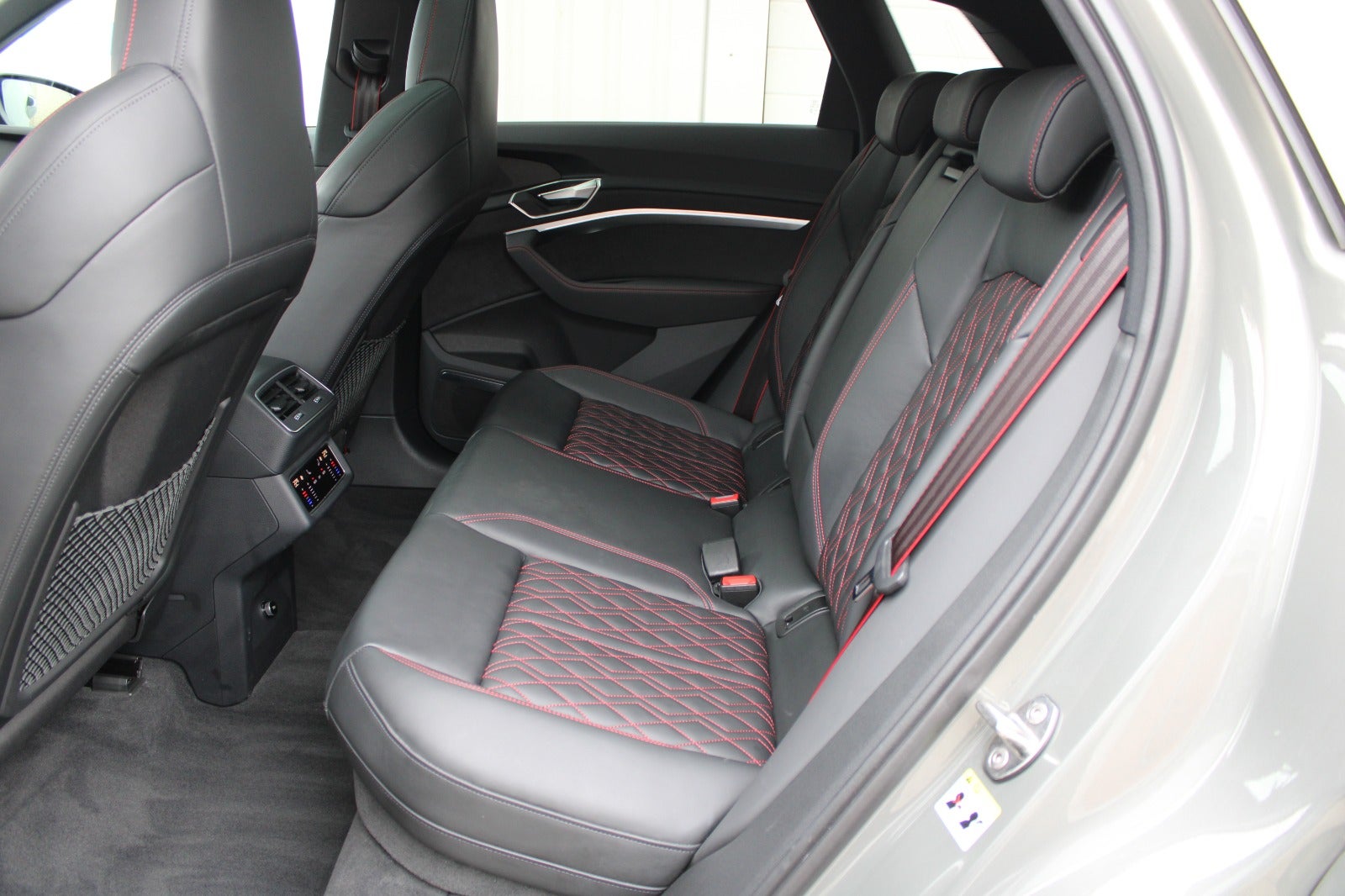 Audi Q8 e-tron S-line Black Style quattro