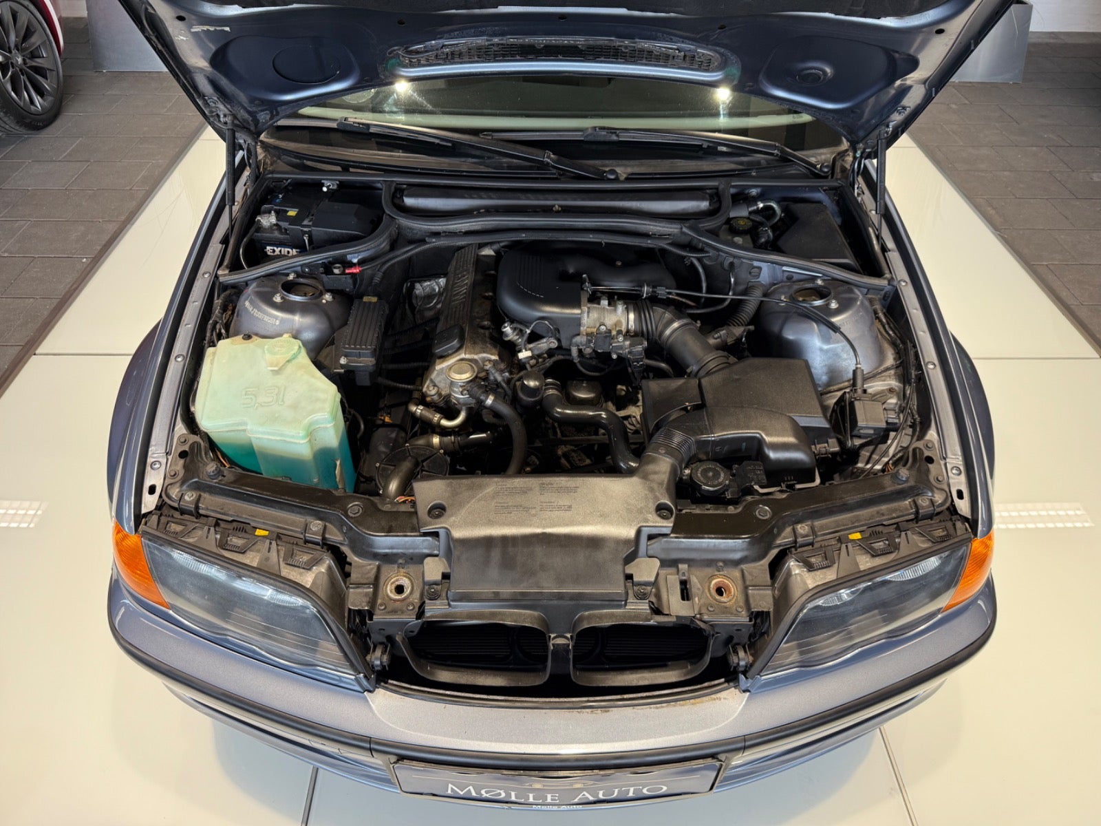 Billede af BMW 318i 1,9 aut.