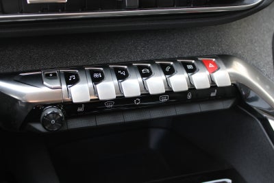 Peugeot 3008 Hybrid Allure EAT8