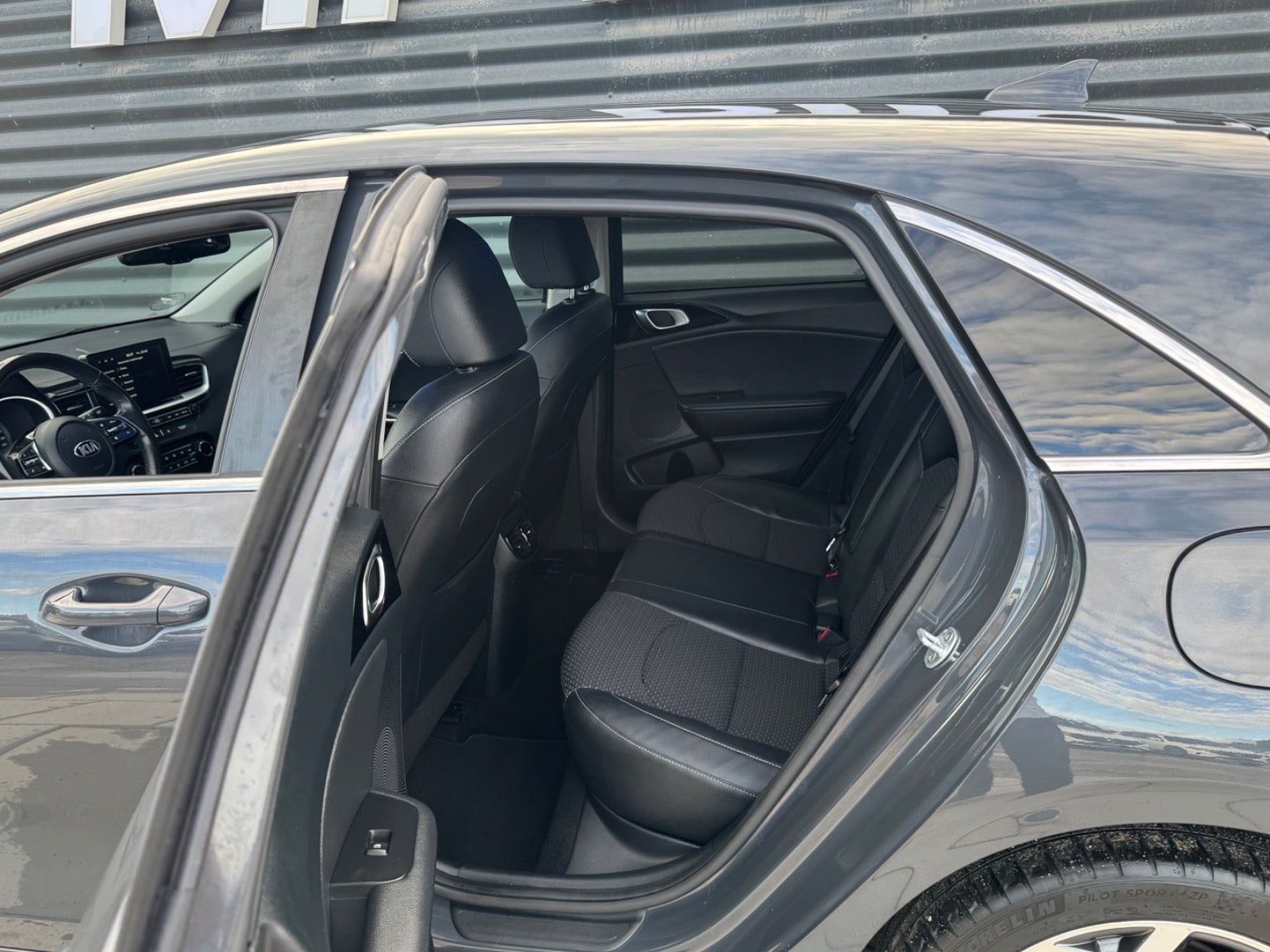 Billede af Kia Ceed 1,4 T-GDi Intro Edition DCT