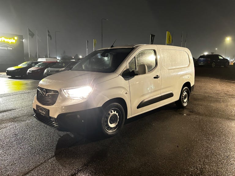 Opel Combo D 102 Enjoy L2V2