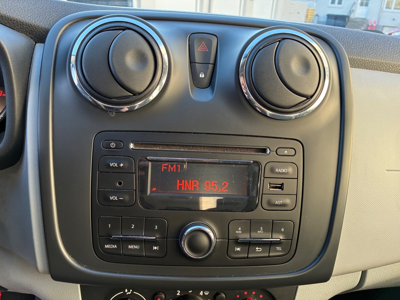 Billede af Dacia Sandero 1,2 16V Ambiance