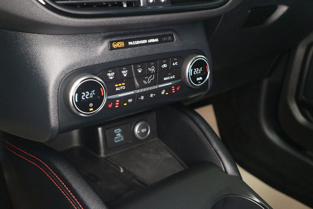 Ford Kuga PHEV ST-Line CVT
