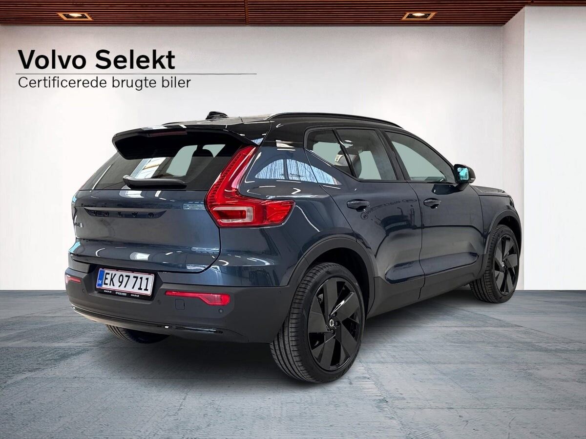 Volvo EX40 Extended Range Black Edition Excess billede 2