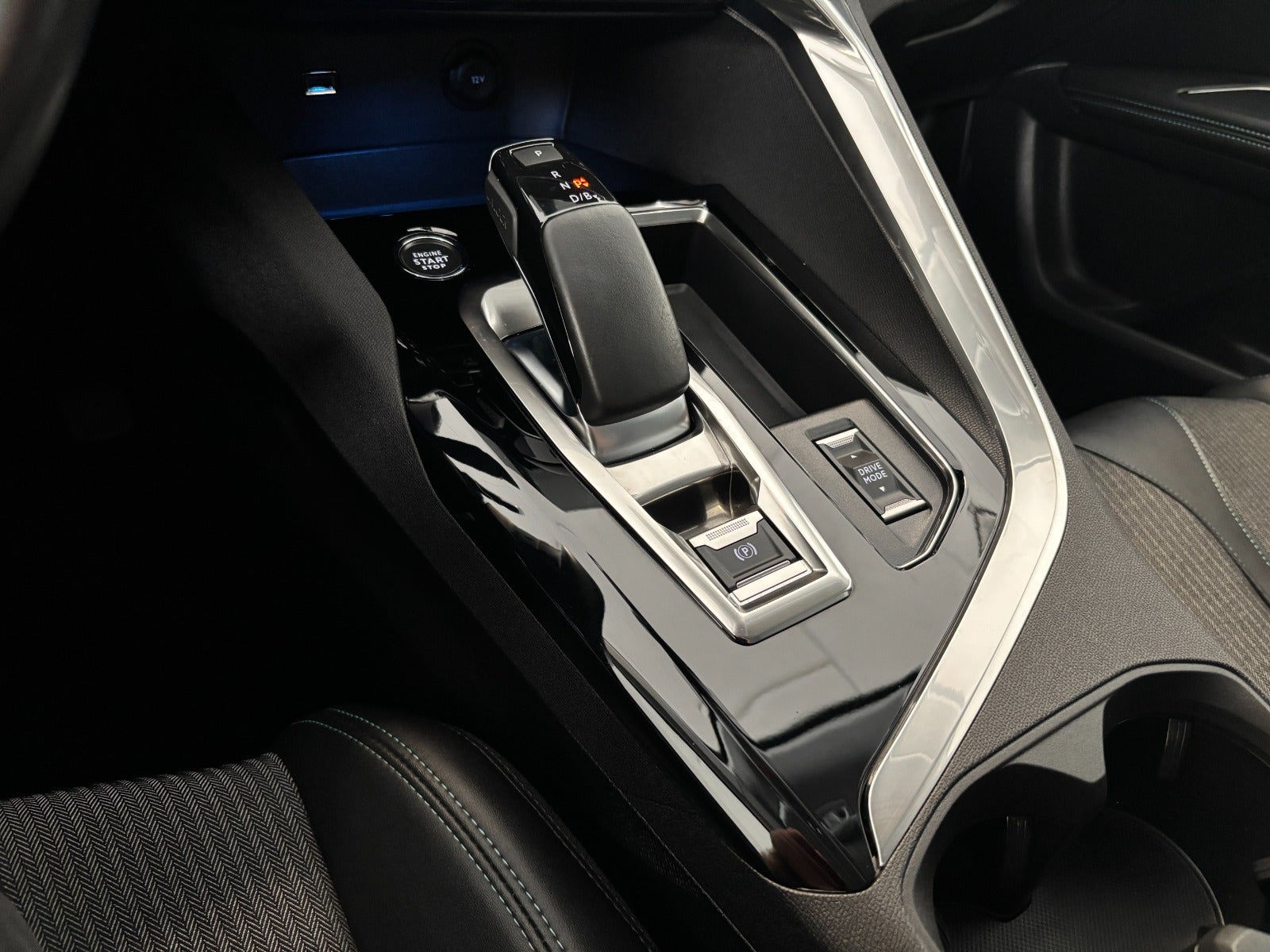 Peugeot 3008 Hybrid Allure Pack EAT8