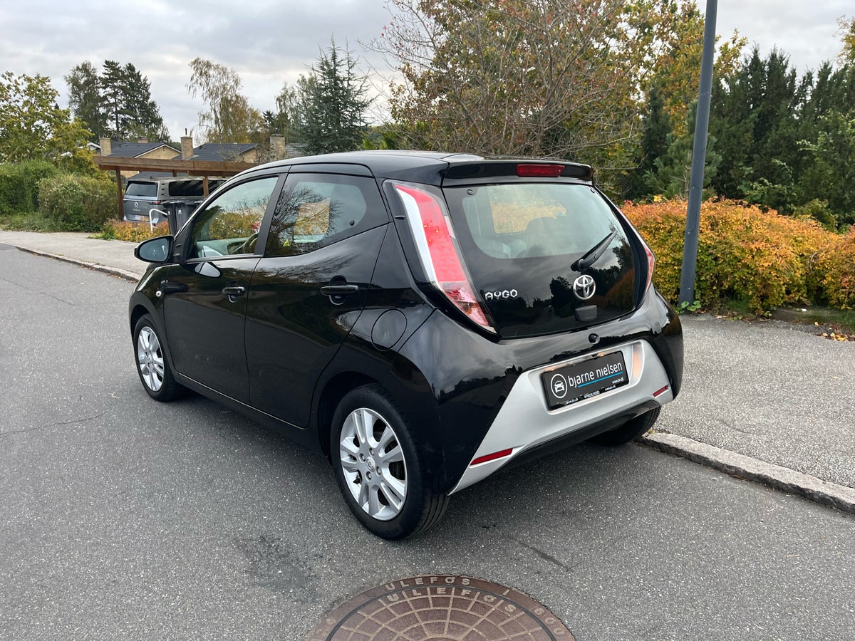 Toyota Aygo VVT-i x-play x-shift billede 3