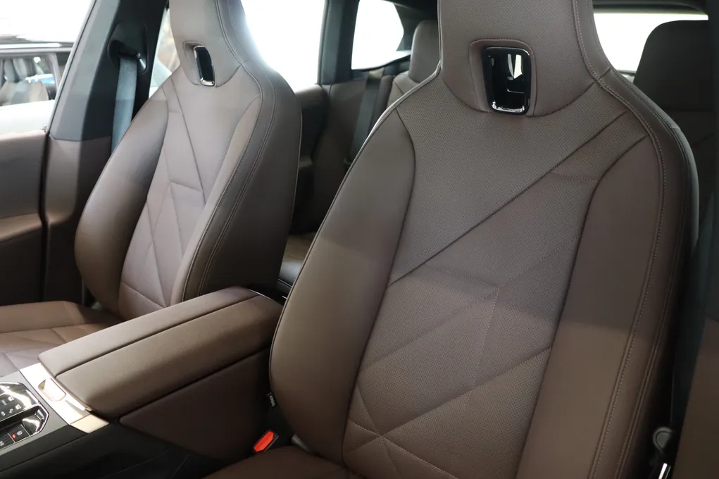 BMW iX xDrive40 Sport Line