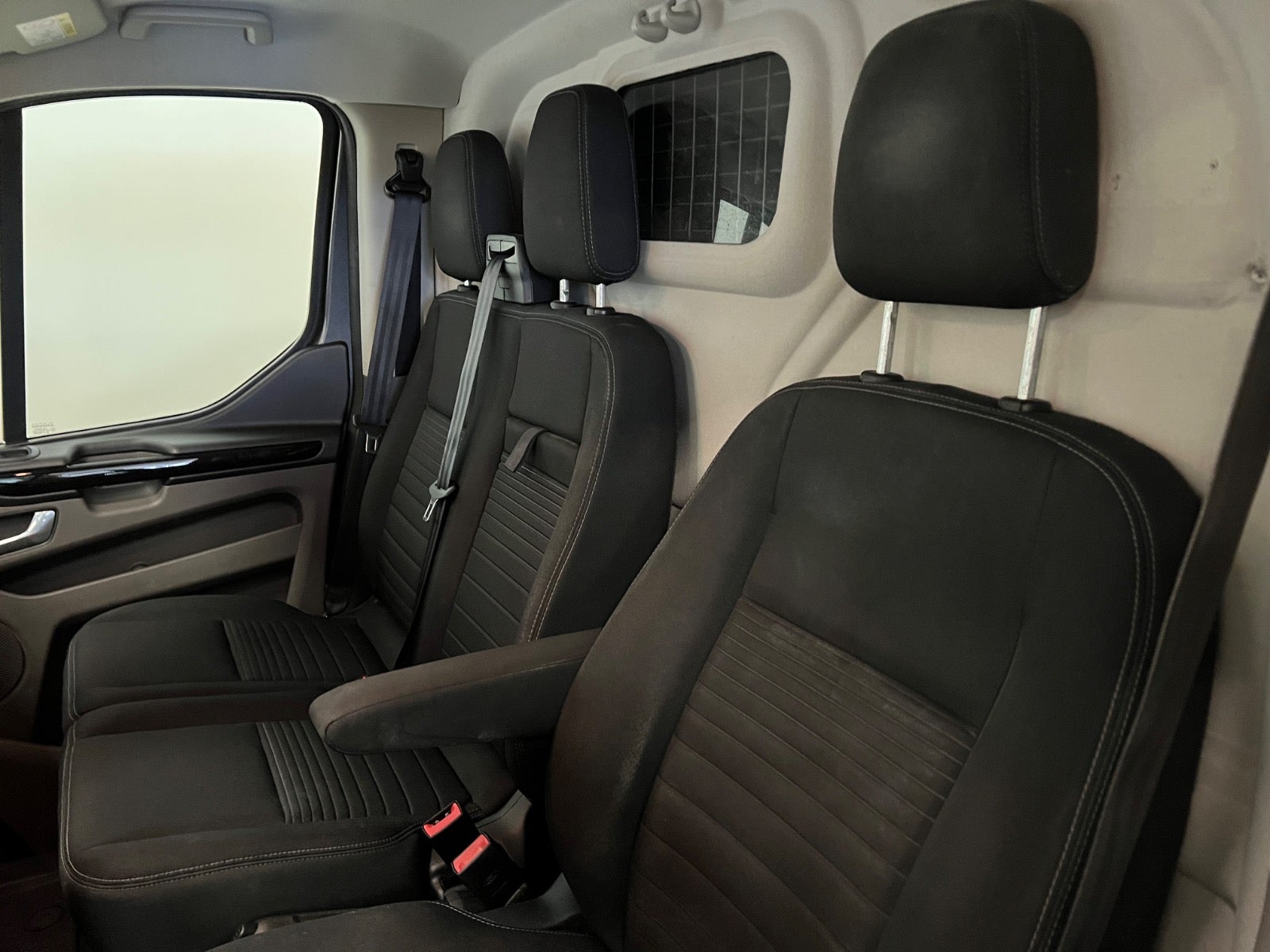 Billede af Ford Transit Custom 320L 2,0 TDCi 170 Limited aut.