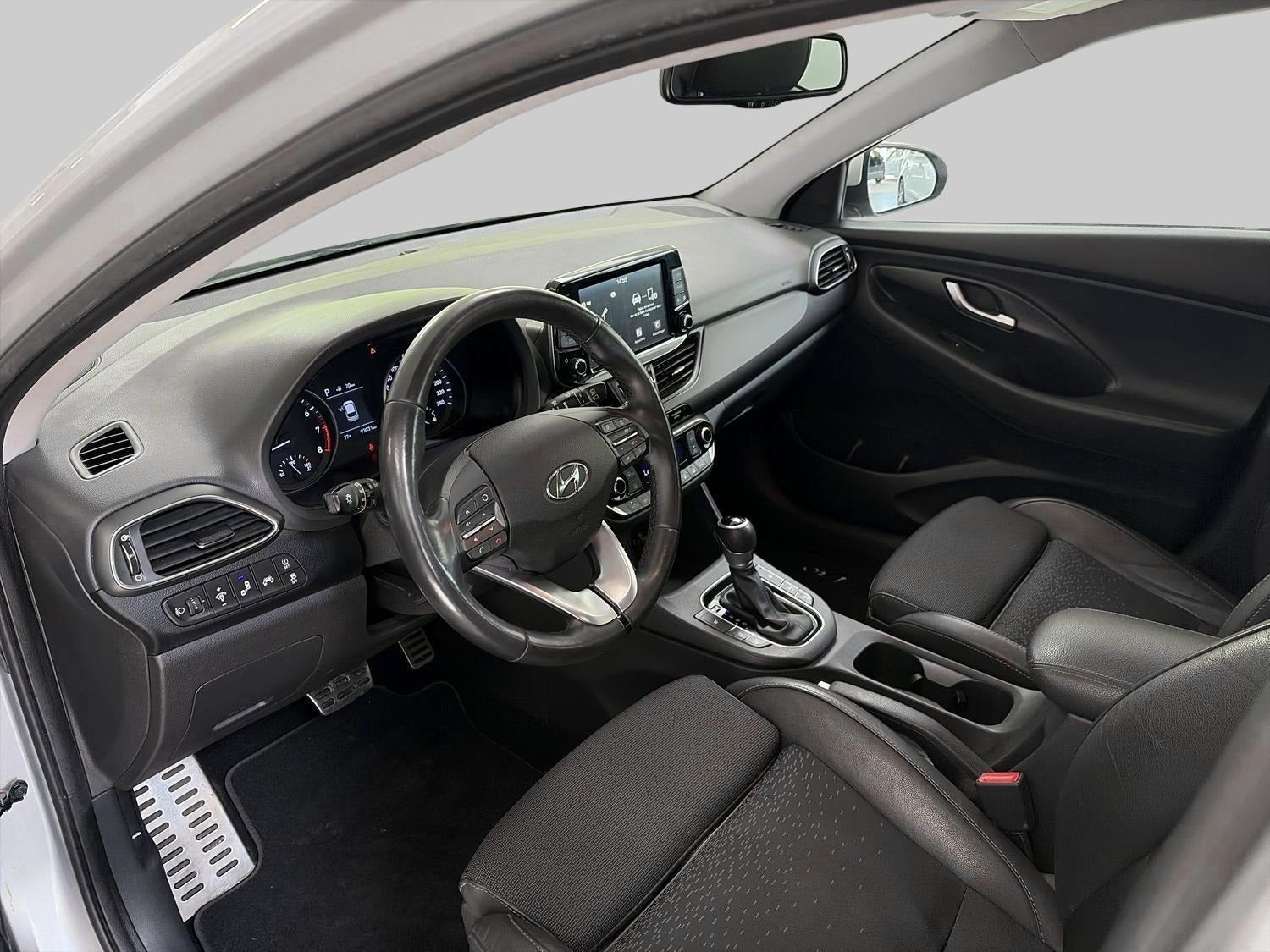 Billede af Hyundai i30 1,4 T-GDi Premium stc. DCT