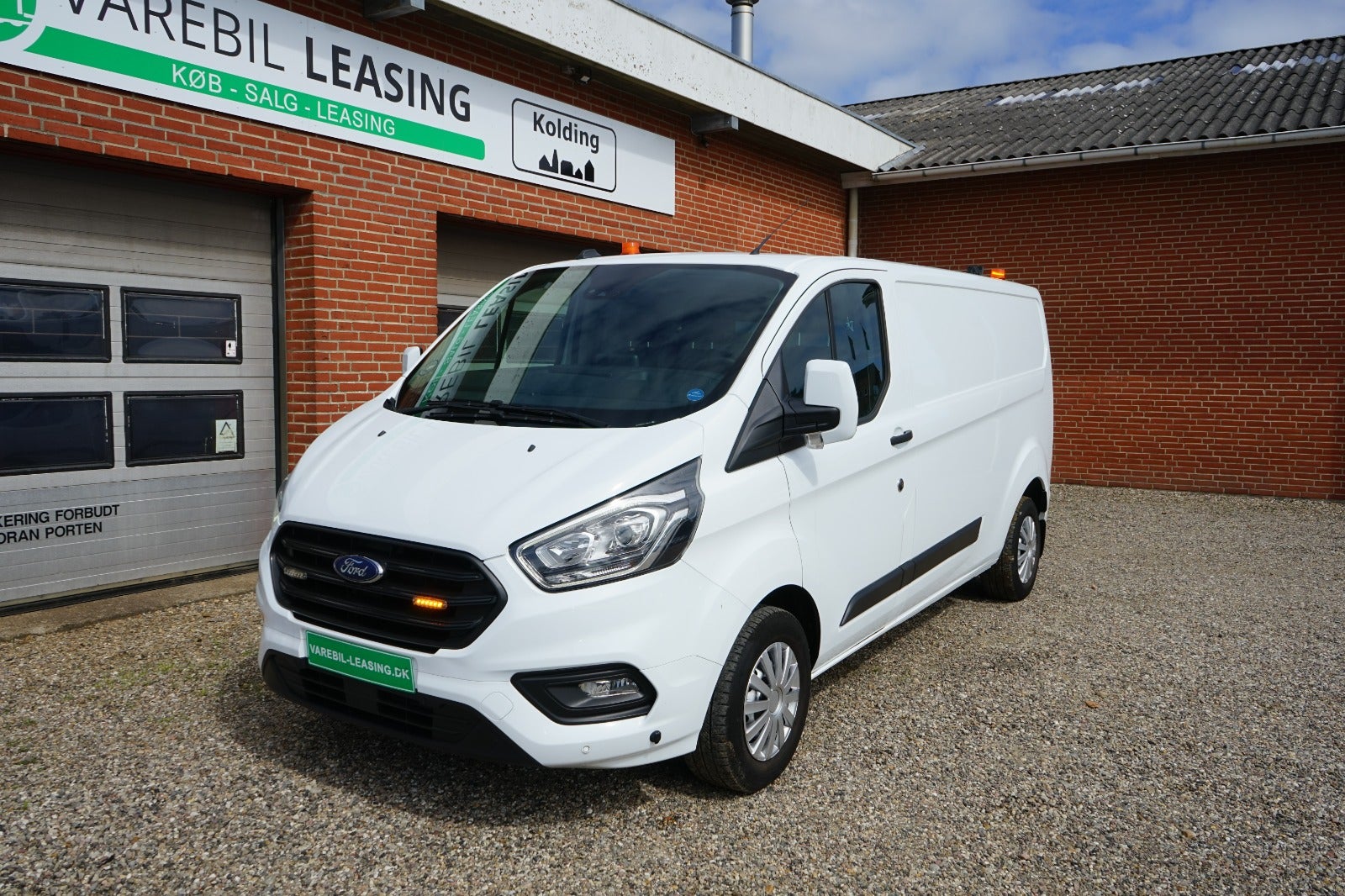 Billede af Ford Transit Custom 300L 2,0 TDCi 130 Trend
