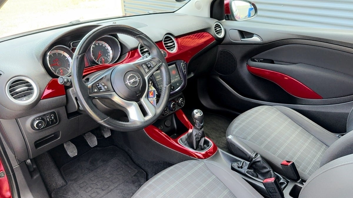 Opel Adam 2013