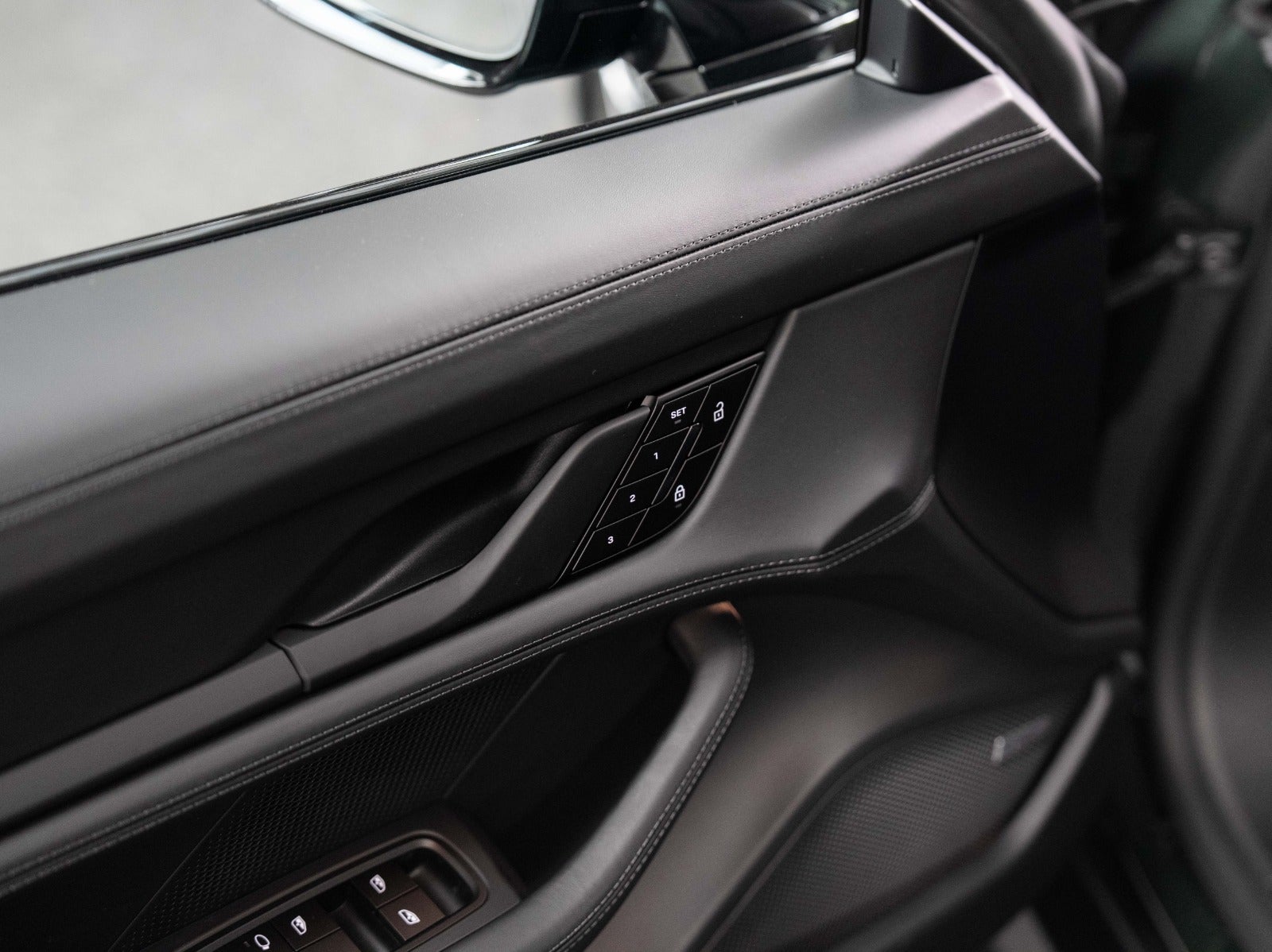 Gallery image 18 of 18