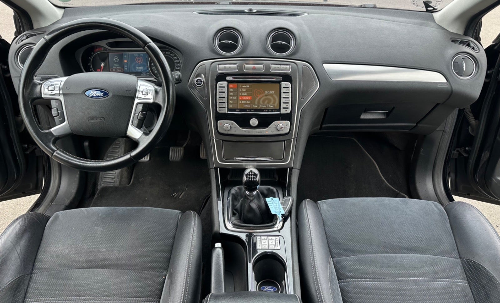 Billede af Ford Mondeo 2,5 20V Turbo Titanium stc.