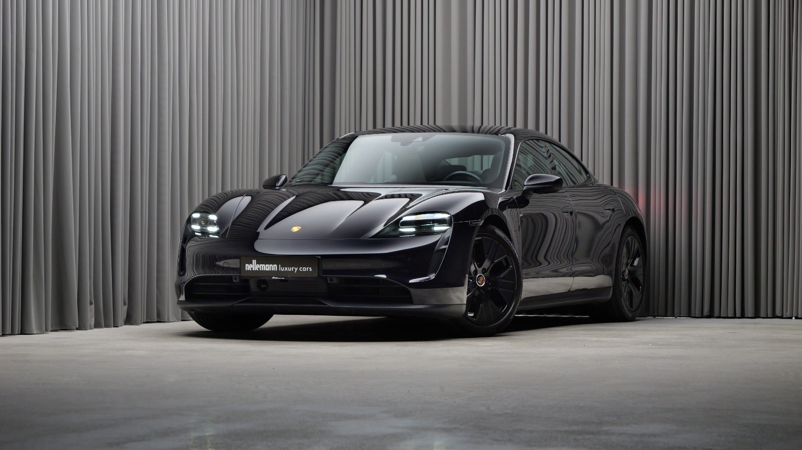 Porsche Taycan 