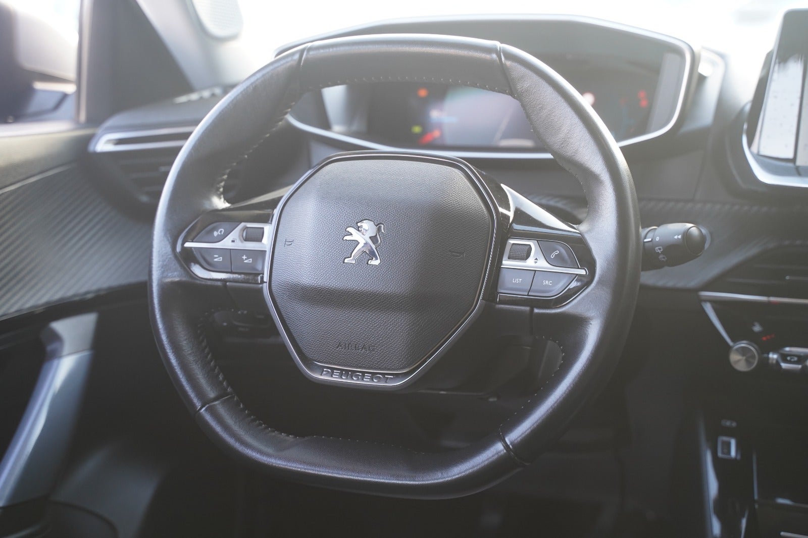 Billede af Peugeot 2008 1,5 BlueHDi 100 Edition:210+