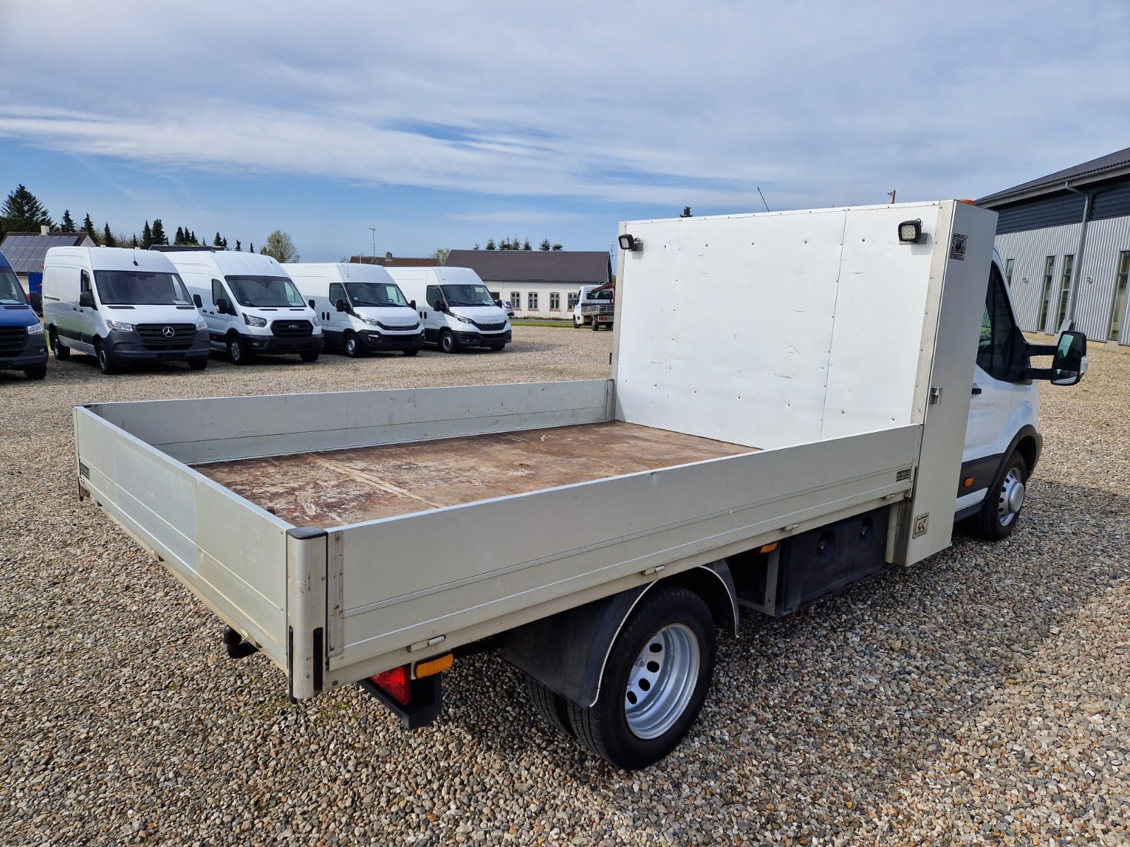 Billede af Ford Transit 350 L2 Chassis 2,0 TDCi 170 Lodvogn RWD