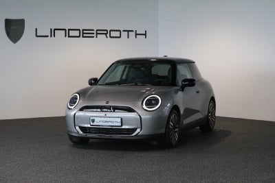 MINI Cooper E  Classic Trim L 3d