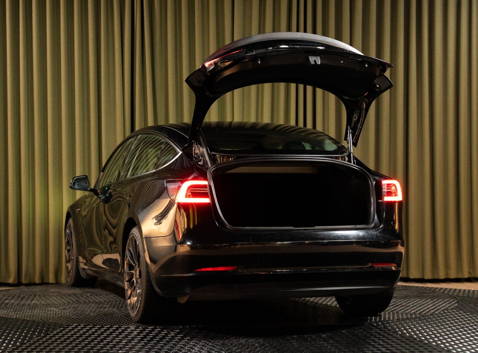 Billede af Tesla Model 3  Performance AWD