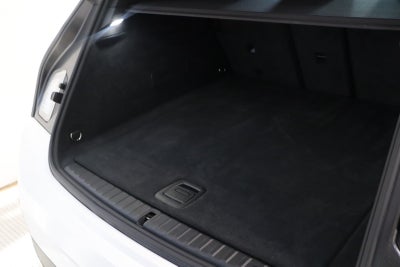 BMW iX xDrive40 Fully Charged