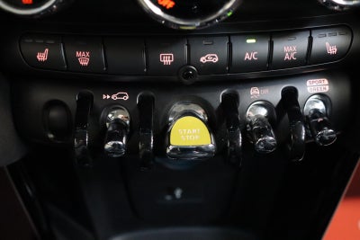 MINI Cooper SE Classic Trim