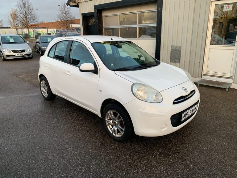 Nissan Micra Visia CVT