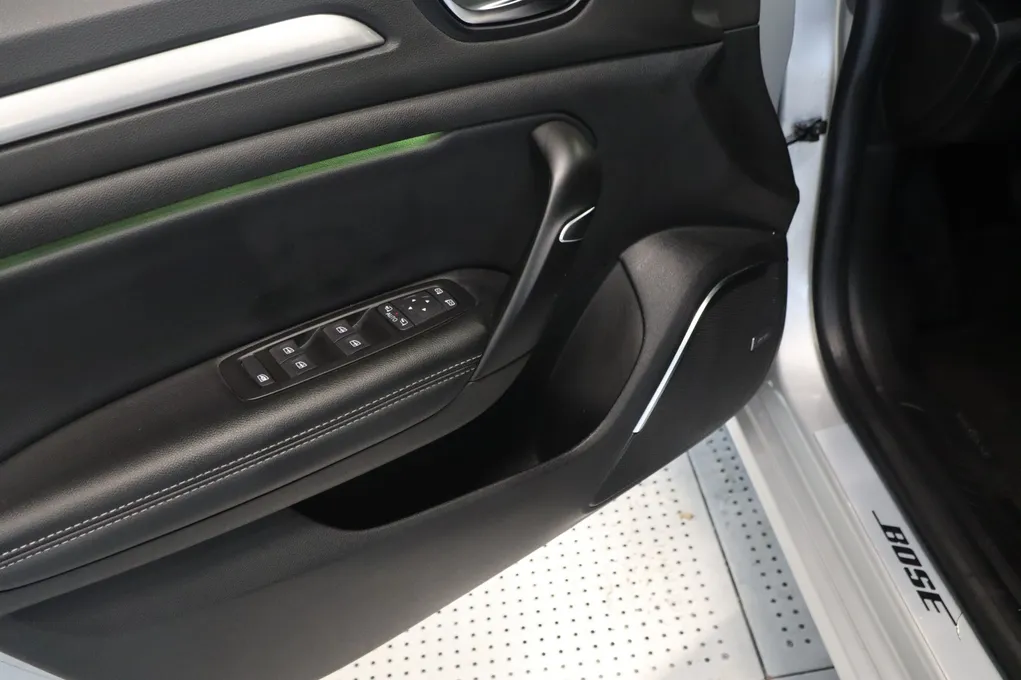 Renault Megane IV dCi 130 Bose Edition Sport Tourer