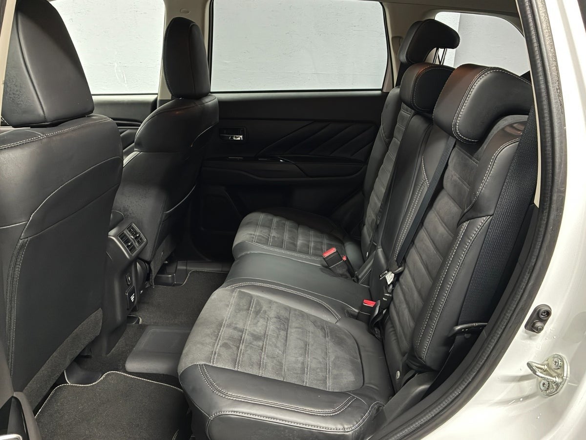 Billede af Mitsubishi Outlander 2,4 PHEV Intense CVT 4WD