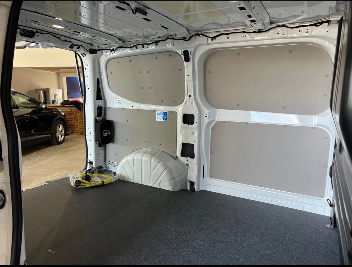 VW e-Transporter Comfort Kassevogn SWB