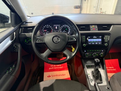 Skoda Octavia TDi 150 Elegance Combi DSG