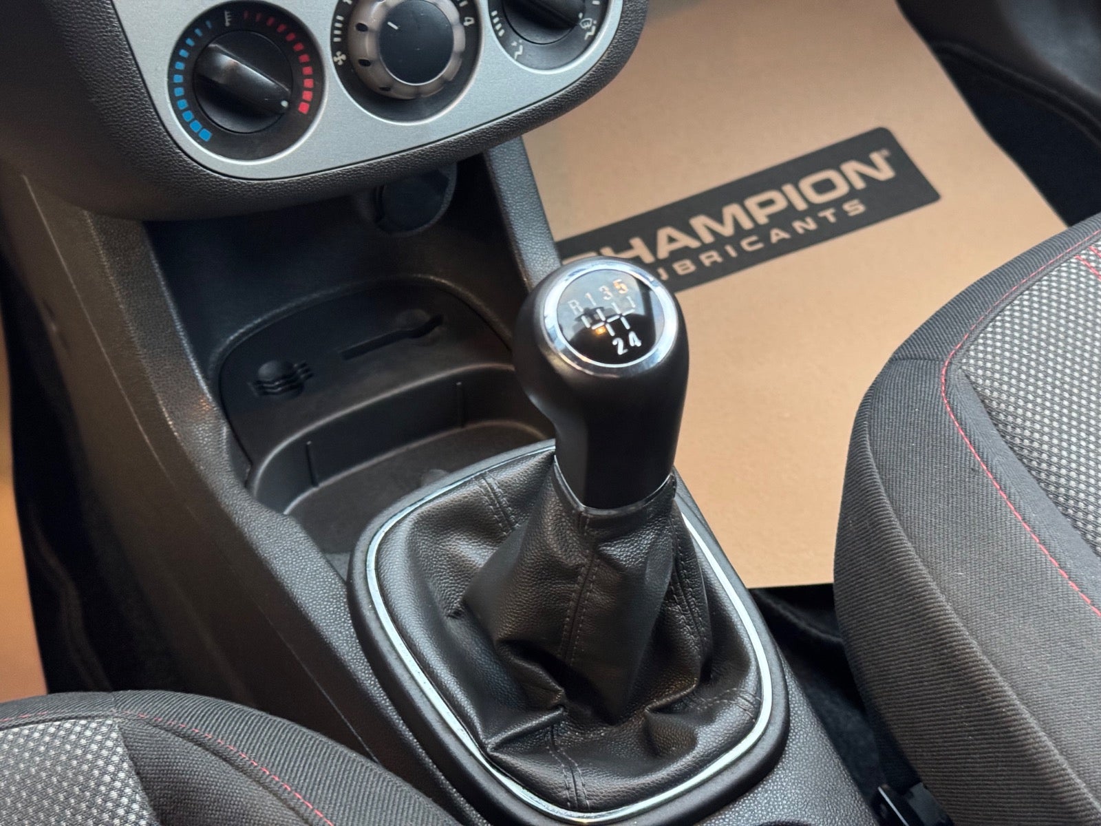 Billede af Opel Corsa 1,4 16V Enjoy