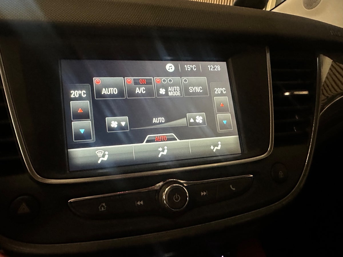 Opel Crossland X T 110 Sport