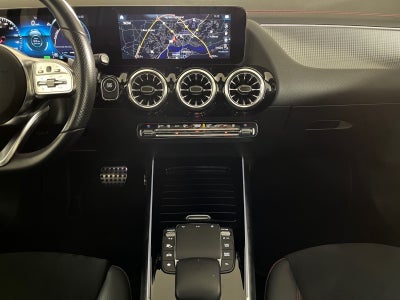 Mercedes EQA300 AMG Line 4Matic Van