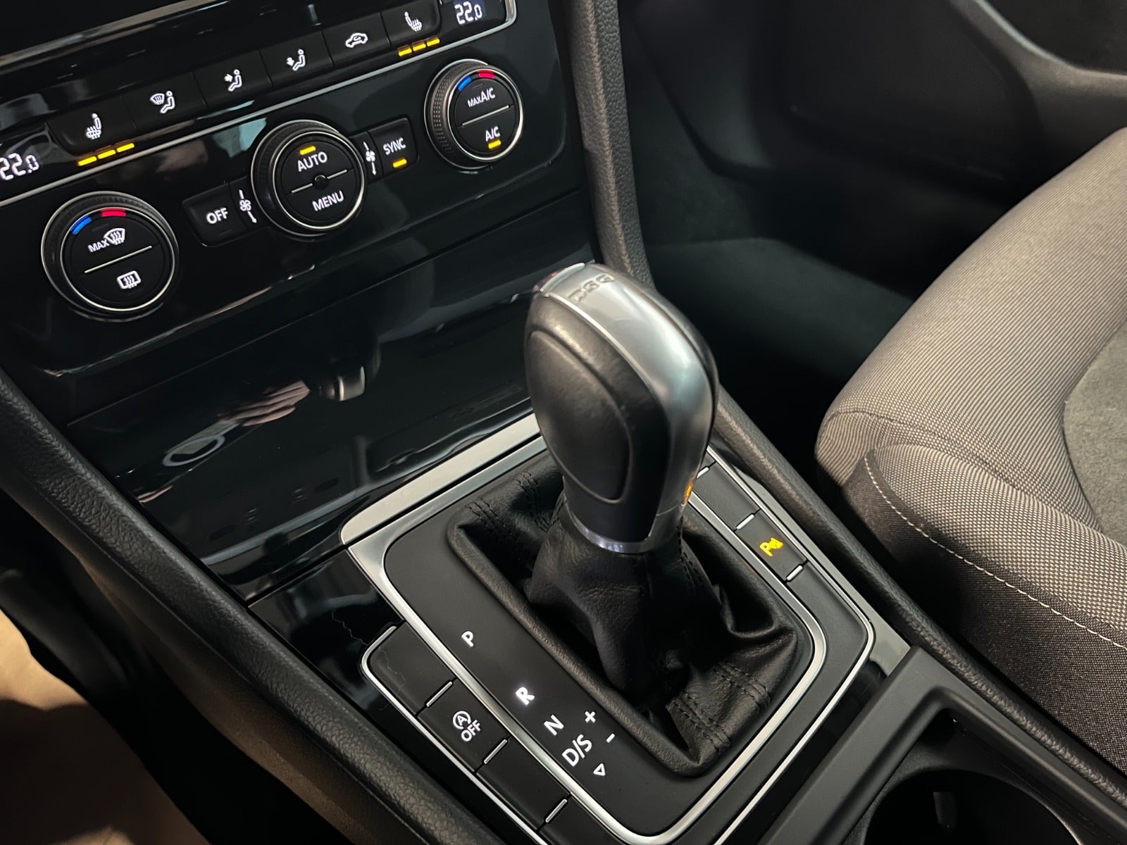 Billede af VW Golf VII 2,0 TDi 150 Highline DSG