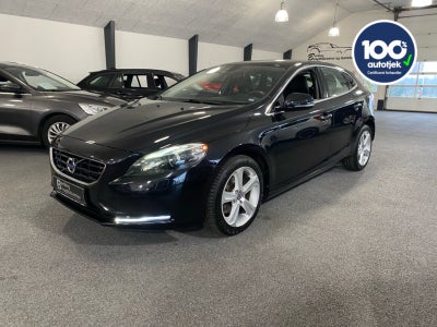 Volvo V40 1,6 T2 120 Momentum 5d