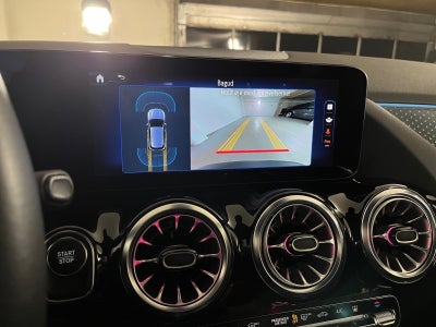 Mercedes EQA300 Progressive 4Matic Van