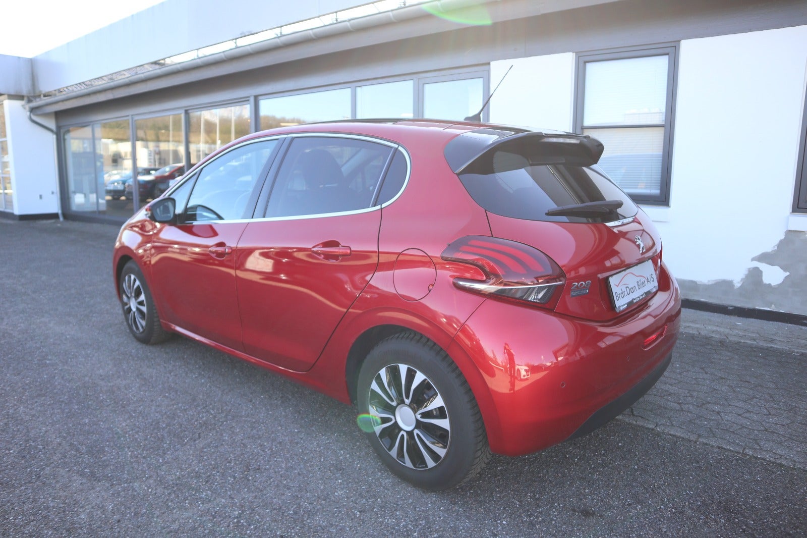Billede af Peugeot 208 1,5 BlueHDi 100 Allure Sky