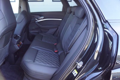 Audi e-tron S quattro